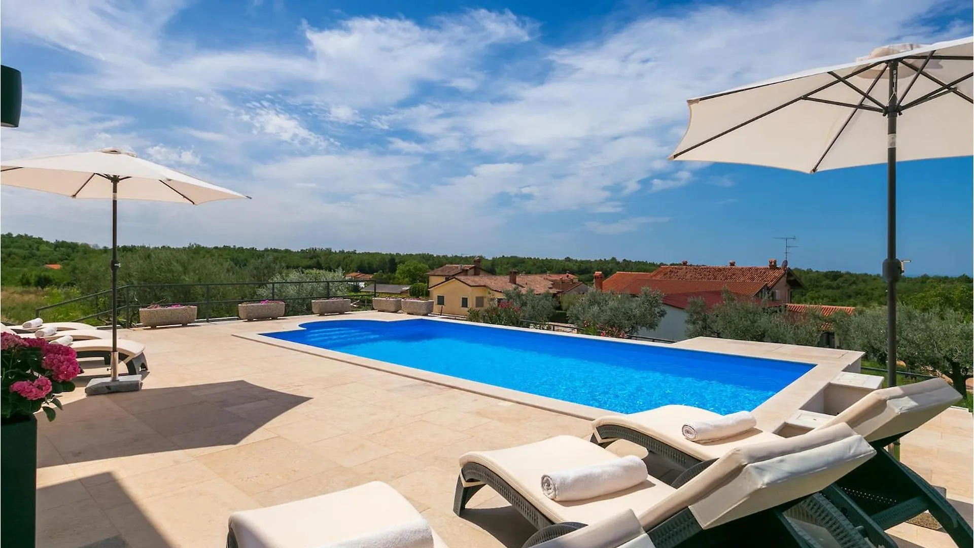 Vakantiehuis Villa Marika Lasci